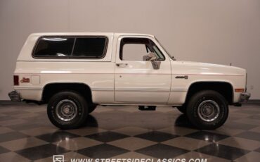 GMC-Jimmy-1986-SUV-17