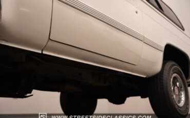 GMC-Jimmy-1986-SUV-24