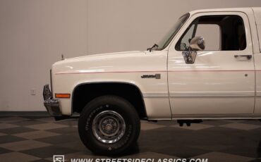 GMC-Jimmy-1986-SUV-25