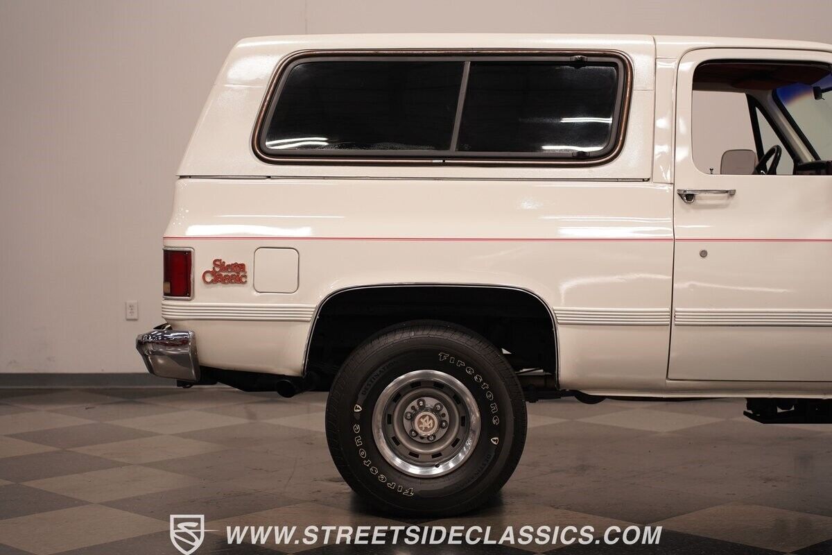 GMC-Jimmy-1986-SUV-32