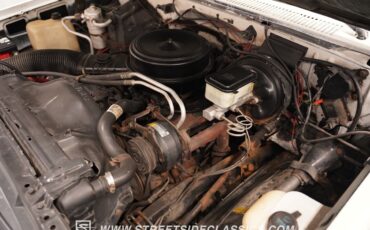 GMC-Jimmy-1986-SUV-38