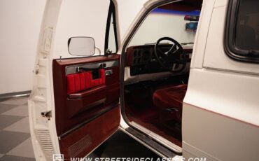 GMC-Jimmy-1986-SUV-39