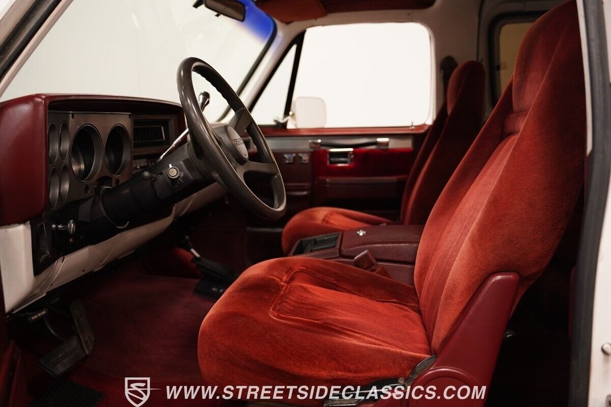 GMC-Jimmy-1986-SUV-4