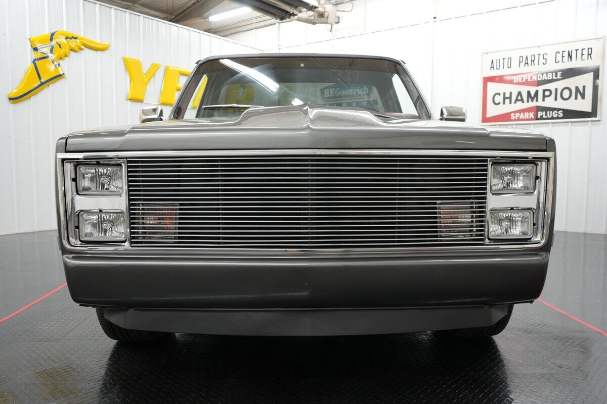 GMC-R1500-1987-28