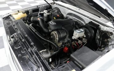 GMC-R25-1988-Pickup-Truck-12