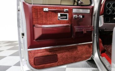 GMC-R25-1988-Pickup-Truck-14
