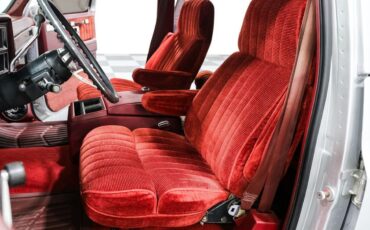 GMC-R25-1988-Pickup-Truck-16