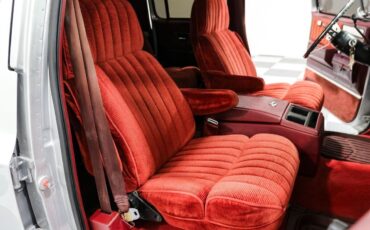 GMC-R25-1988-Pickup-Truck-19