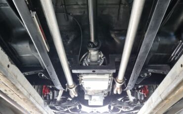 GMC-R25-1988-Pickup-Truck-28