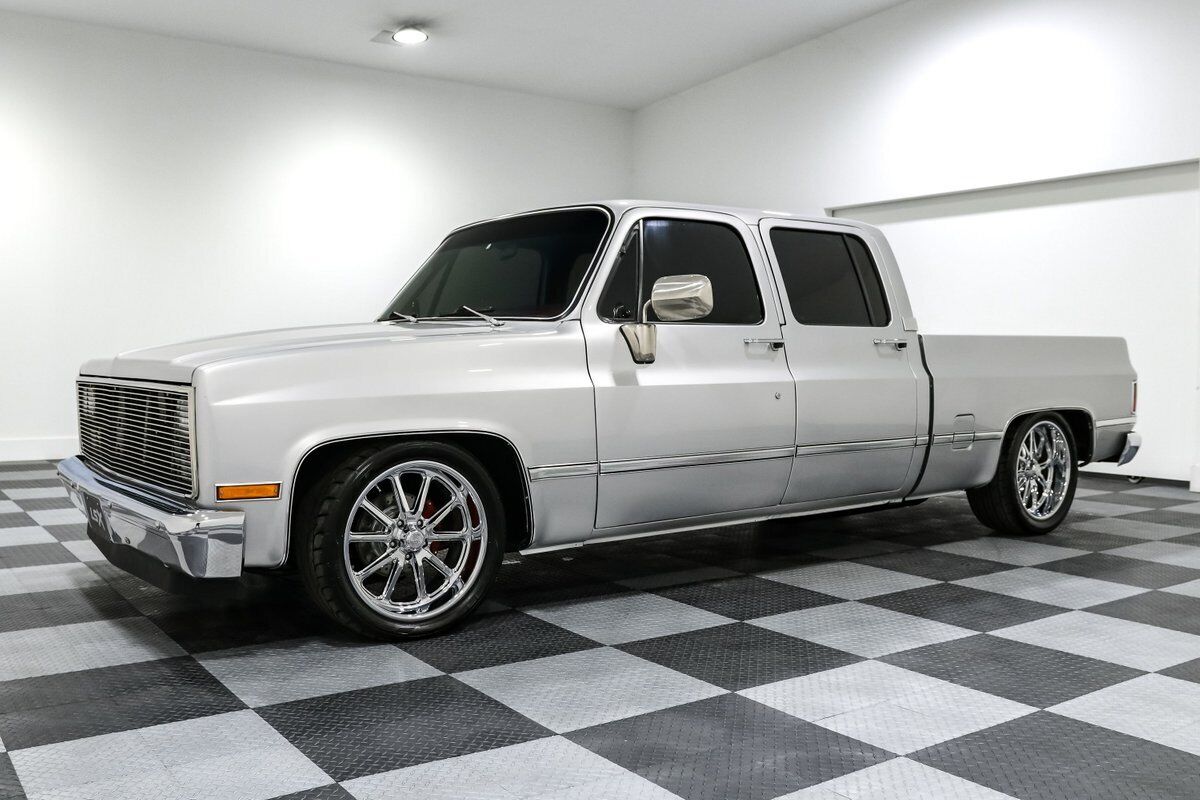 GMC-R25-1988-Pickup-Truck-3