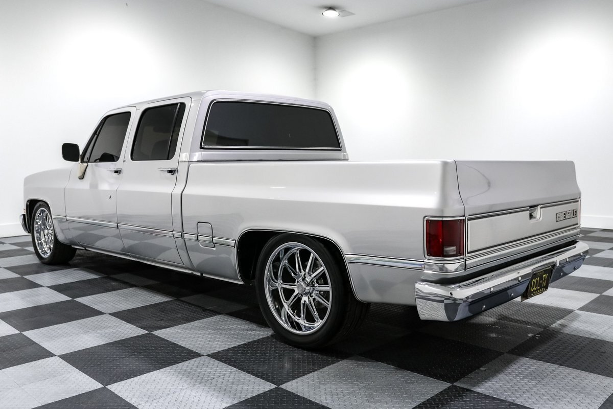 GMC-R25-1988-Pickup-Truck-5