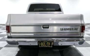 GMC-R25-1988-Pickup-Truck-6