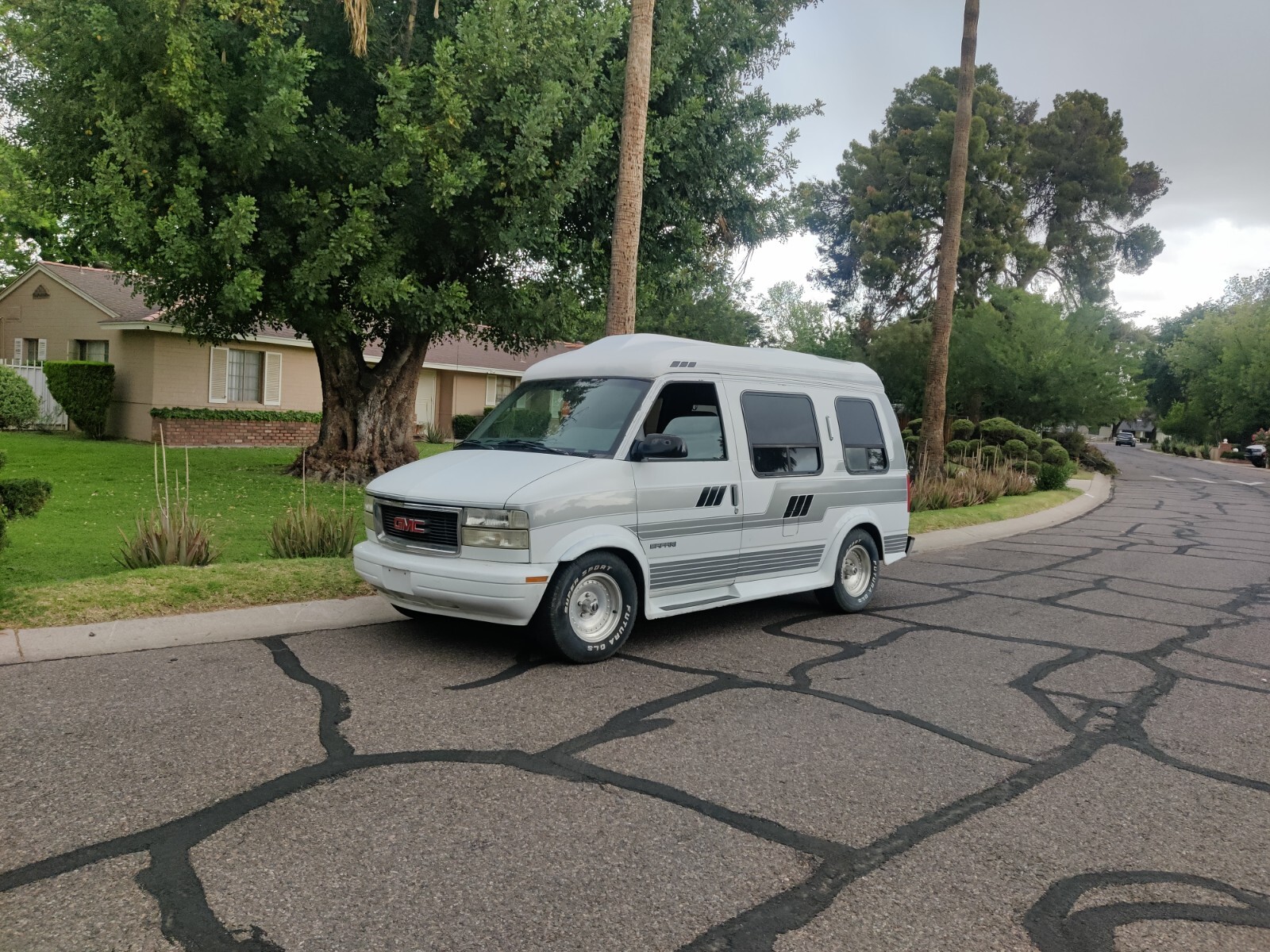 GMC-Safari-1995-Extended-Cargo-Van-1