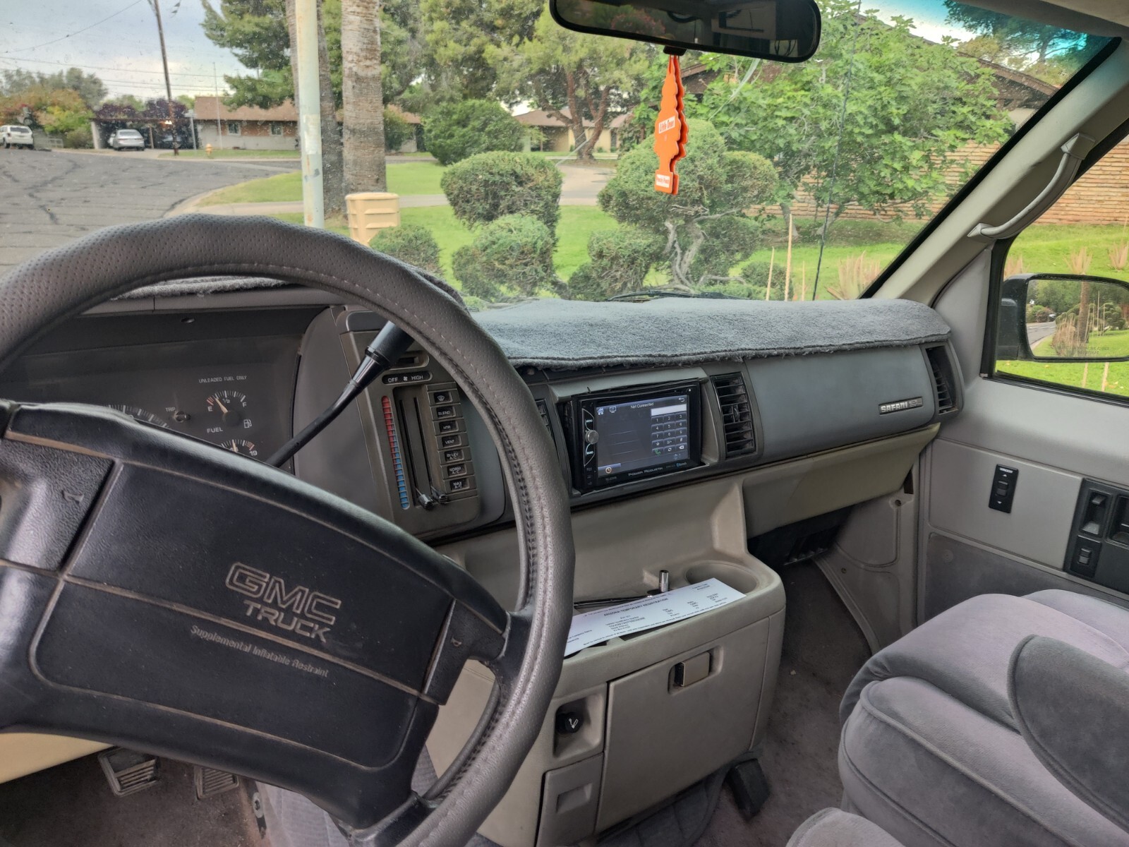 GMC-Safari-1995-Extended-Cargo-Van-10