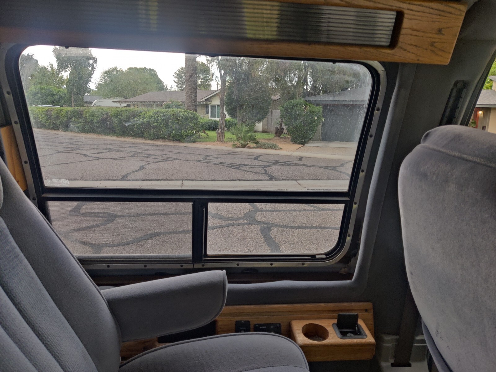 GMC-Safari-1995-Extended-Cargo-Van-15