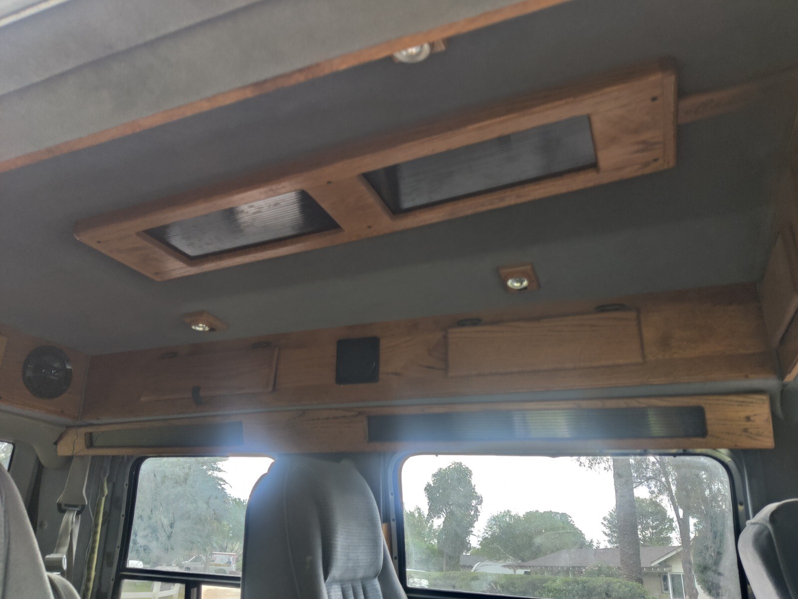 GMC-Safari-1995-Extended-Cargo-Van-17