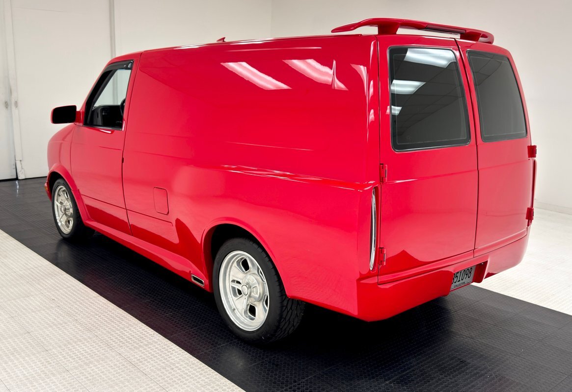 GMC-Safari-1995-Van-2