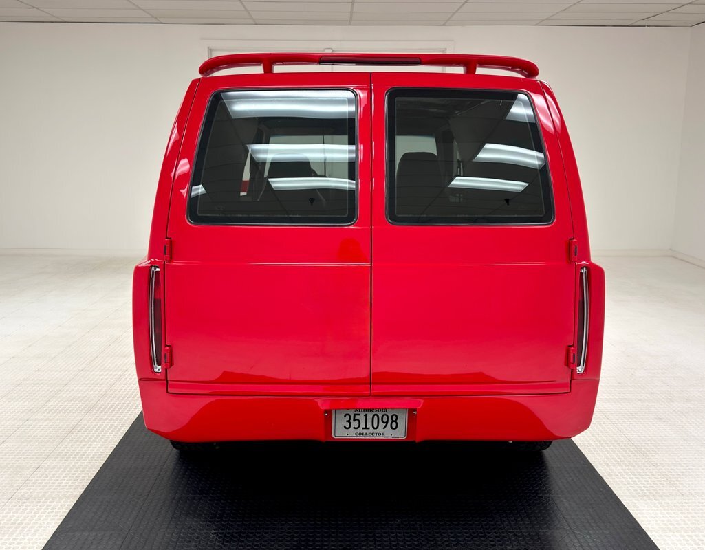 GMC-Safari-1995-Van-3