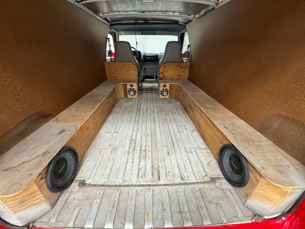 GMC-Safari-1995-Van-32