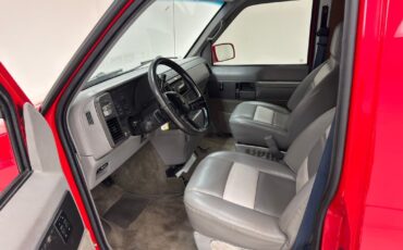 GMC-Safari-1995-Van-39