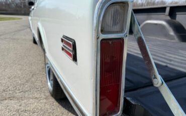 GMC-Sierra-1500-1969-Pickup-Truck-10