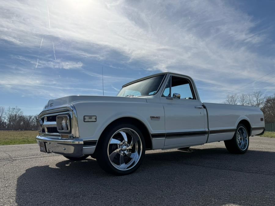 GMC-Sierra-1500-1969-Pickup-Truck-12