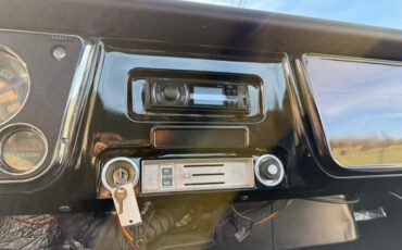 GMC-Sierra-1500-1969-Pickup-Truck-24