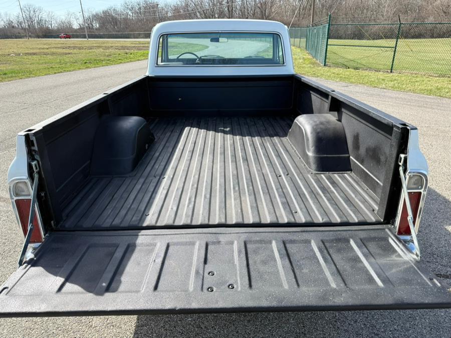 GMC-Sierra-1500-1969-Pickup-Truck-3