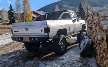GMC-Sierra-1500-1983-Single-Cab-1