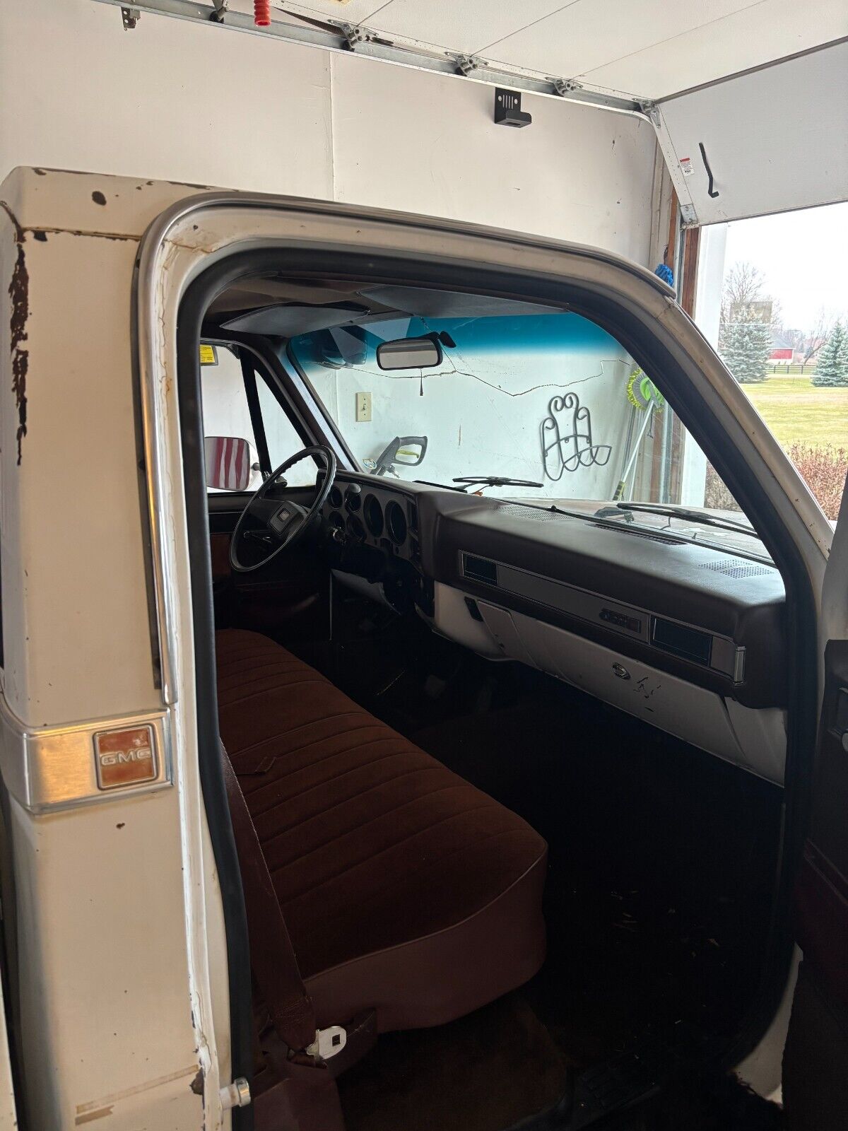 GMC-Sierra-1500-1985-Standard-Cab-Pickup-3