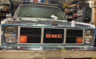 GMC-Sierra-1500-1985-Standard-Cab-Pickup-8