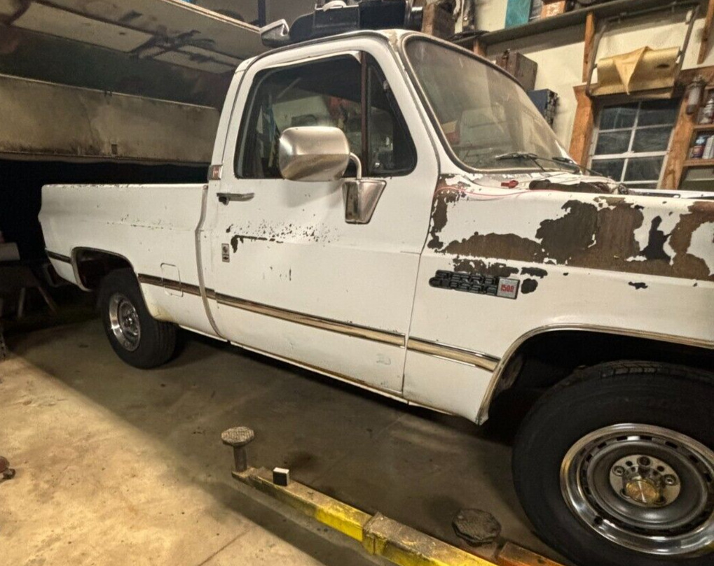 GMC Sierra 1500 1985 Standard Cab Pickup
