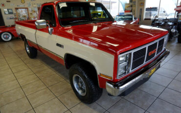 GMC-Sierra-1500-1987-Classic-Car-11