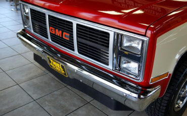 GMC-Sierra-1500-1987-Classic-Car-18