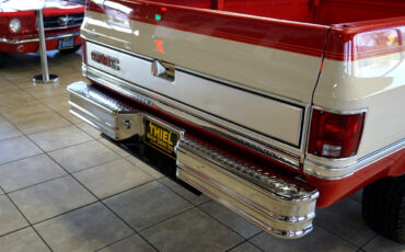 GMC-Sierra-1500-1987-Classic-Car-19