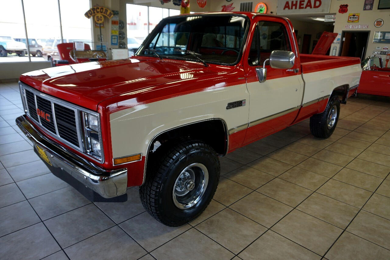 GMC-Sierra-1500-1987-Classic-Car-2
