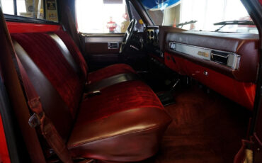 GMC-Sierra-1500-1987-Classic-Car-23