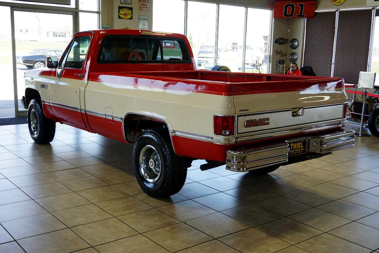 GMC-Sierra-1500-1987-Classic-Car-3