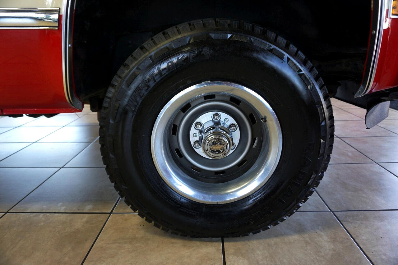 GMC-Sierra-1500-1987-Classic-Car-32