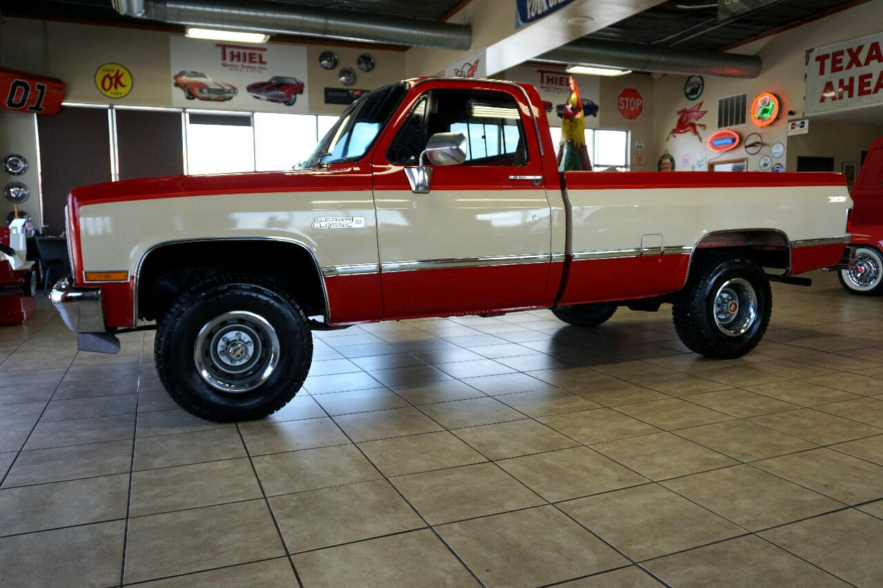 GMC-Sierra-1500-1987-Classic-Car-37