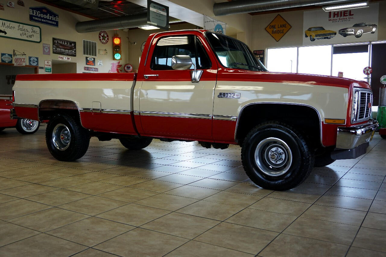 GMC-Sierra-1500-1987-Classic-Car-9