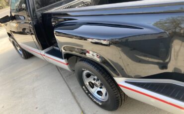 GMC-Sierra-1500-1992-Standard-Cab-Pickup-3