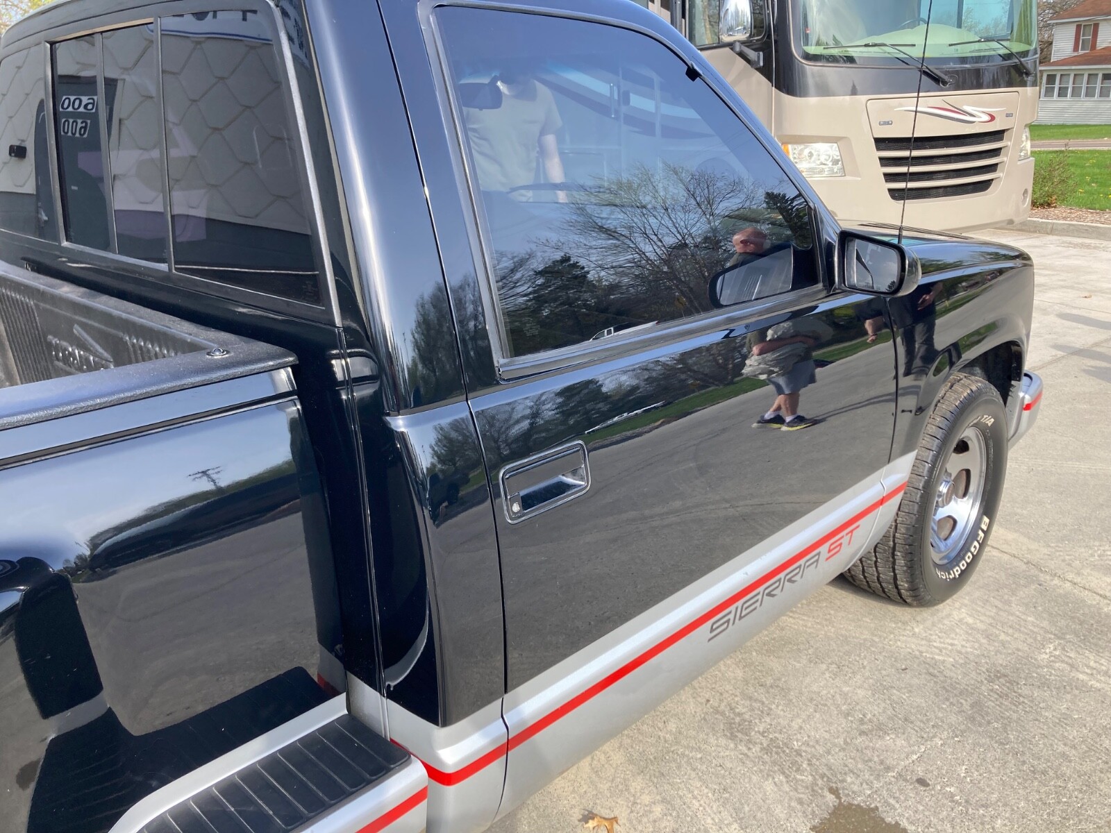 GMC-Sierra-1500-1992-Standard-Cab-Pickup-5
