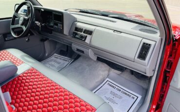 GMC-Sierra-1500-1993-Standard-Cab-Pickup-16