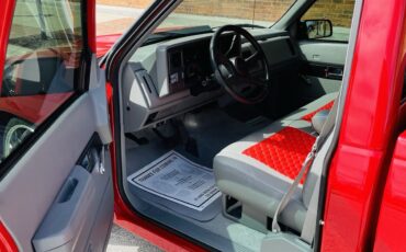 GMC-Sierra-1500-1993-Standard-Cab-Pickup-5