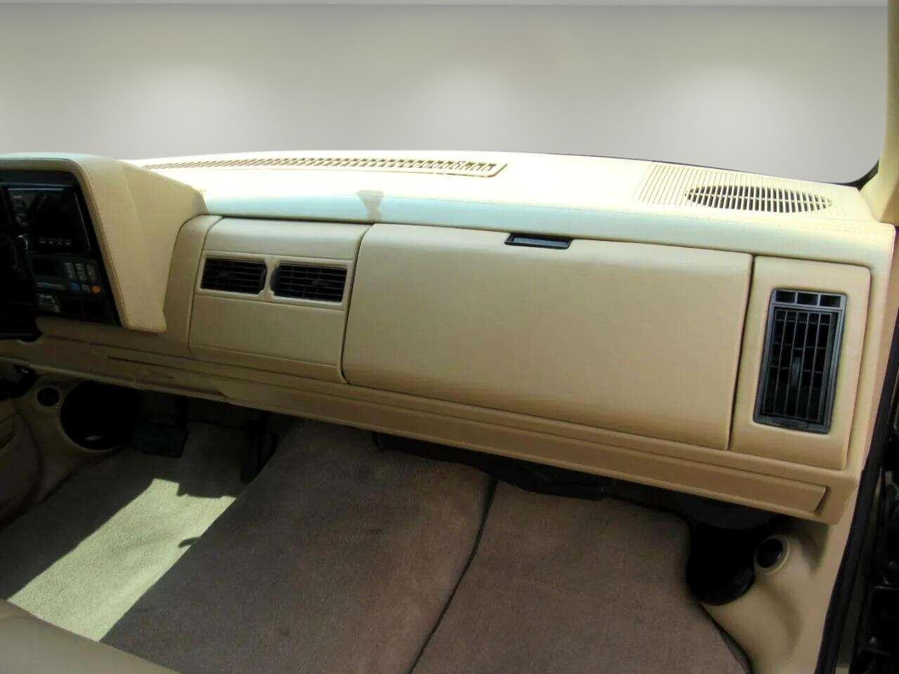 GMC-Sierra-1500-1993-Truck-26