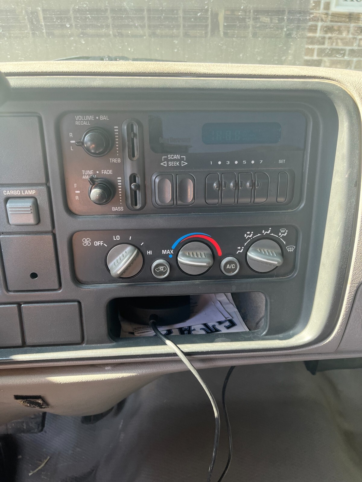 GMC-Sierra-1500-1995-Standard-Cab-Pickup-3