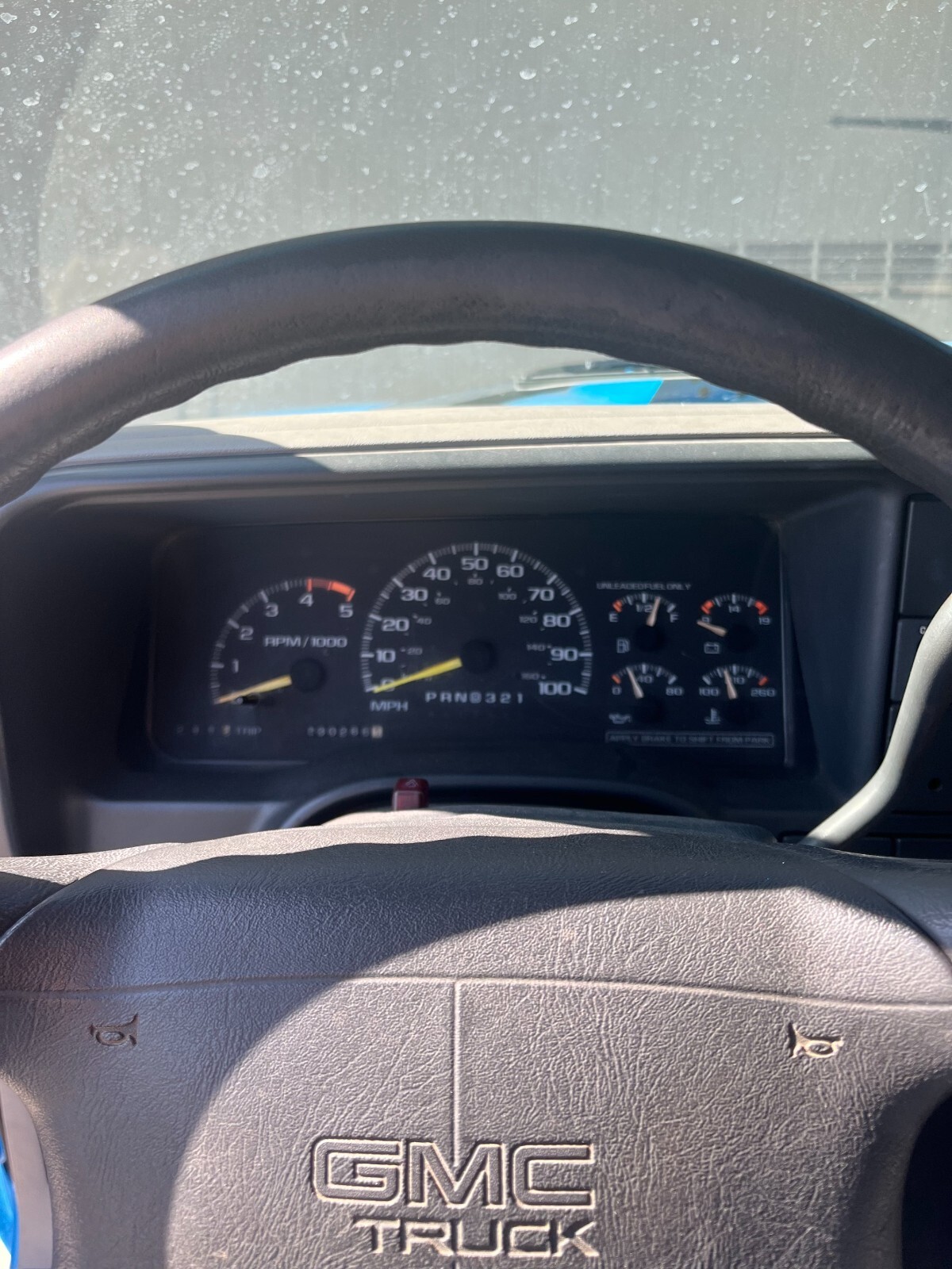 GMC-Sierra-1500-1995-Standard-Cab-Pickup-5