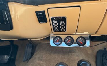 GMC-Sierra-2500-1982-10