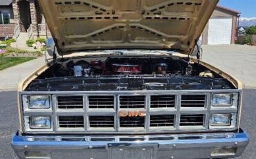 GMC-Sierra-2500-1982-3
